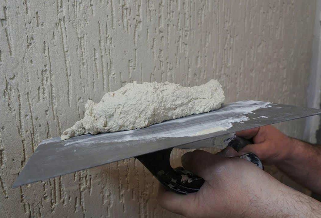 گچ کاری با گچ ساختمانی